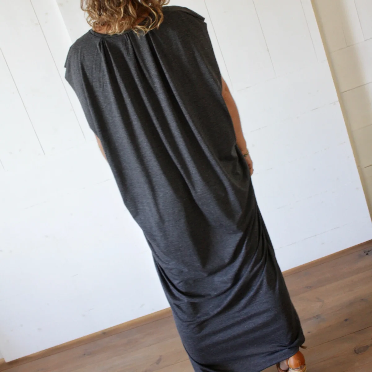 Robe longue plissée Femme I 3 Coloris – Image 6