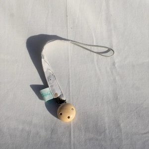 Attache tétine pour bébé en bois et en coton