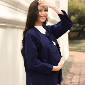 Veste bleue traditionnelle en indigo