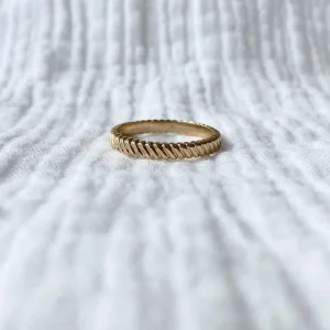 Bague dorée - Twist