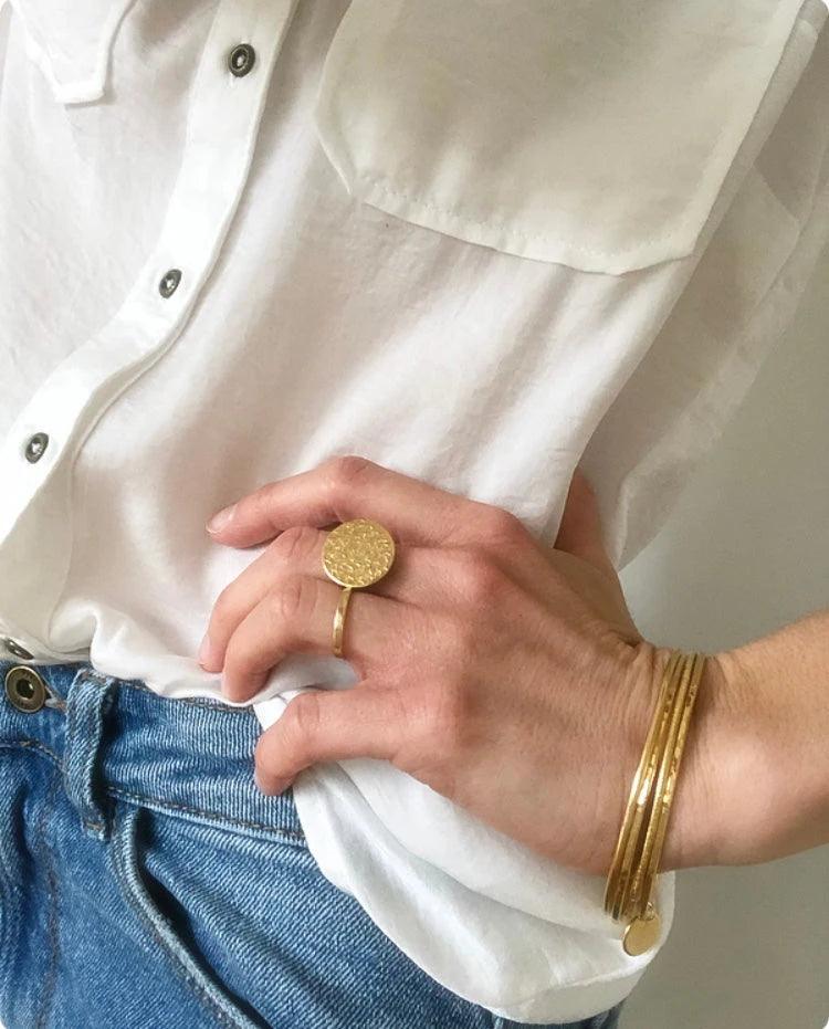 Bague dorée plate - Hoja – Image 4