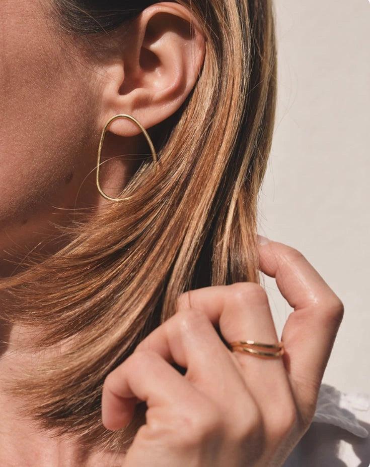 Bague dorée minimaliste - Ola – Image 6