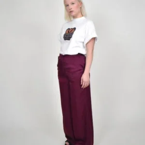 Pantalon bordeaux coupe sophistiquée en fibres de pétales de roses