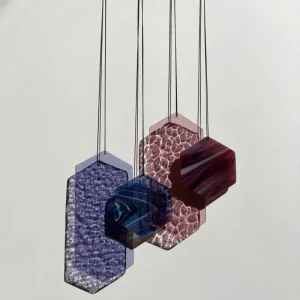 Suspension en verre géométrique fait main