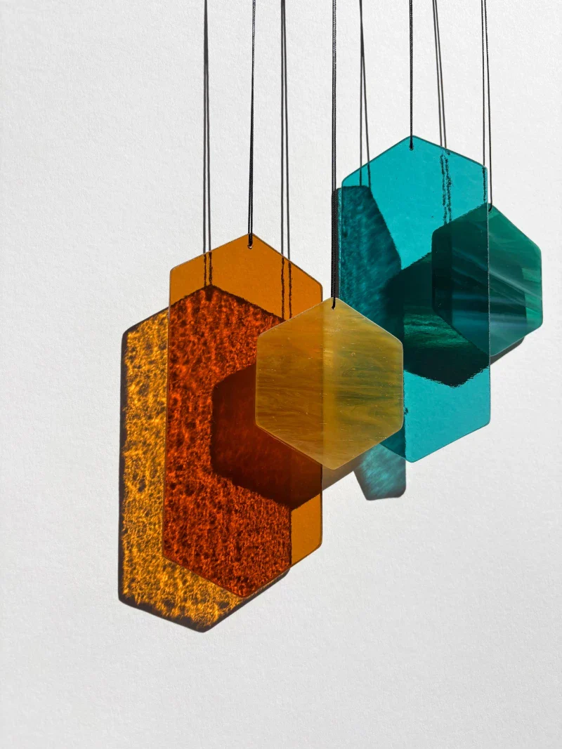 Jeu du vent en verre artisanal - orange et vert – Image 3