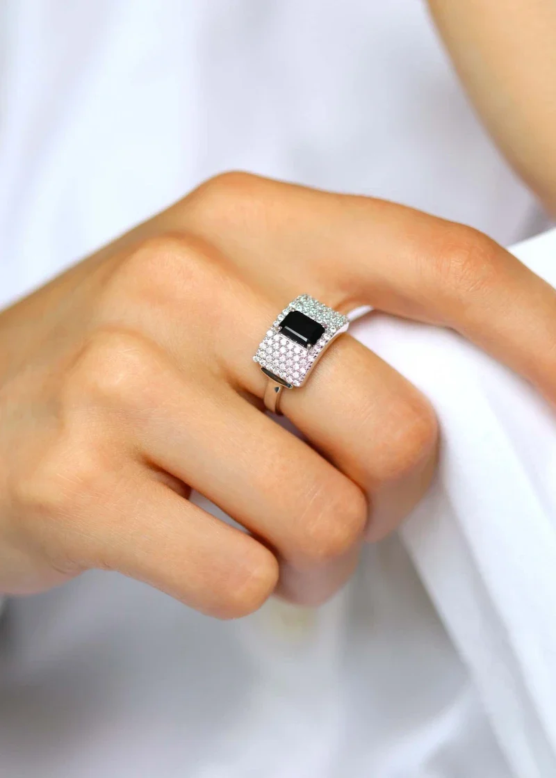 Bague art déco en argent et onyx noir "Philomène" – Image 2