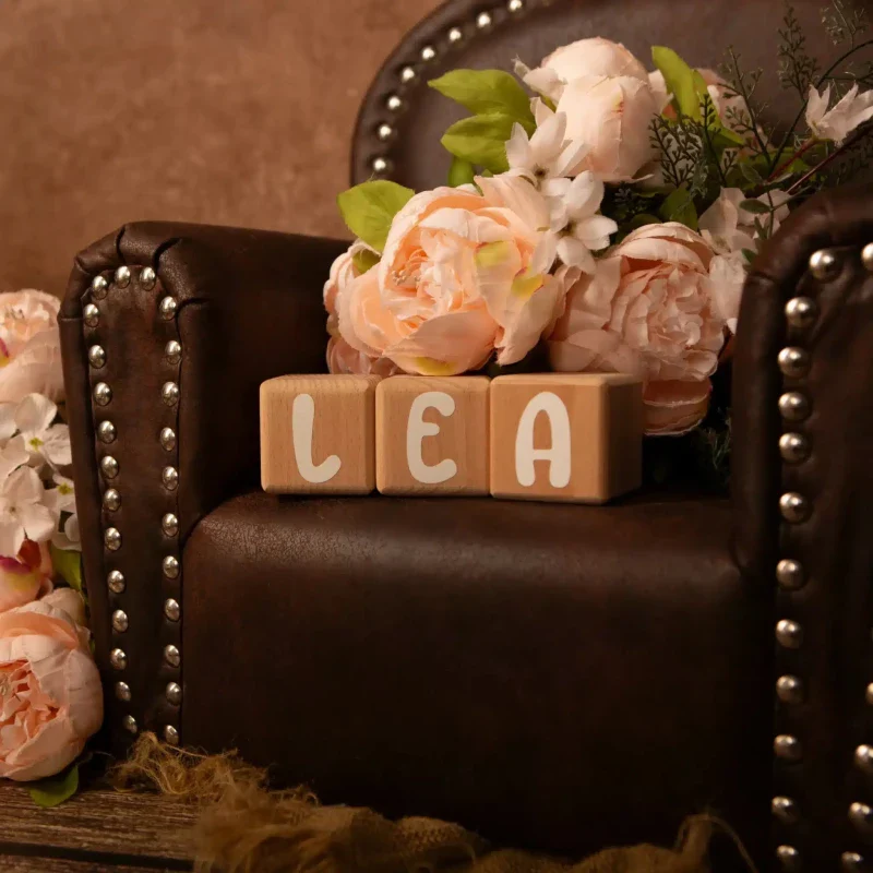 Alphacubes en Bois lot de 3 de 5cm x 5cm avec 47 Stickers blancs – Image 3