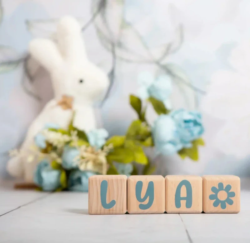 Alphacubes en bois lot de 4 Cubes de 5cm x 5cm avec 55 Stickers gris – Image 5