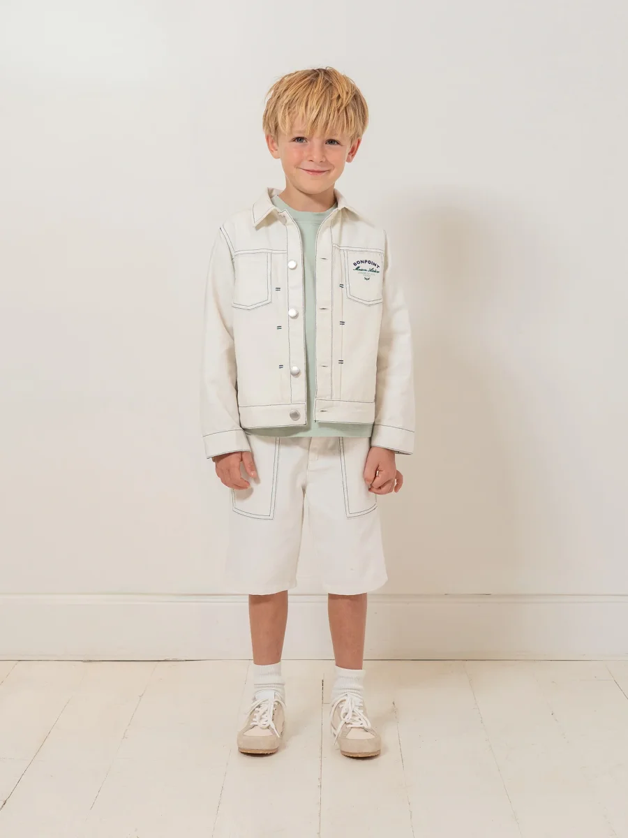 Veste en denim Leddis avec surpiqûres contrastées en coton biologique – Image 6