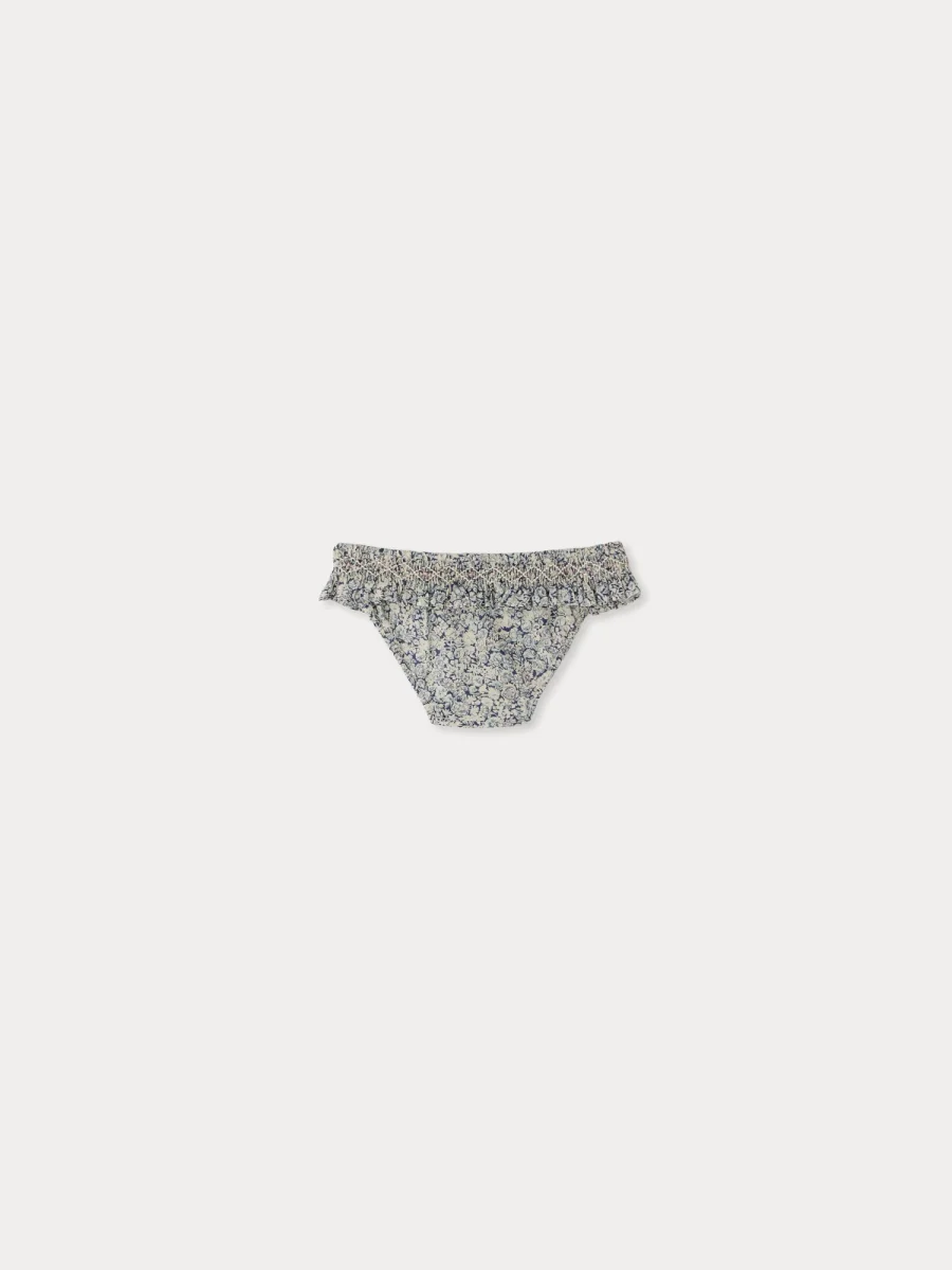 Maillot de bain une pièce Sardaigne fleurs bleues smocké et brodé main en tissu Liberty – Image 3