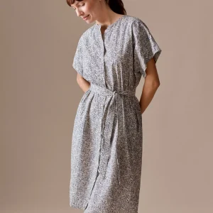 Robe Leira à fleurs bleues en tissu Liberty en coton biologique