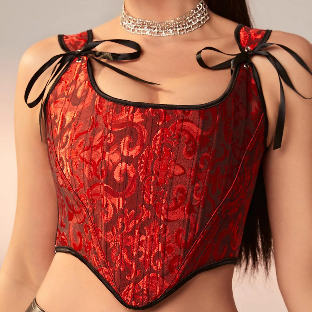 Corset à lacets noir et rouge style bustier – Image 3