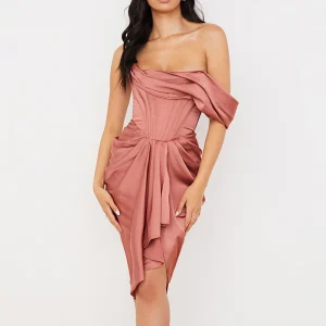 Robe bustier drapée rose à col bénitier