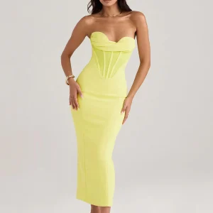 Robe corset moderne jaune longue à col bénitier